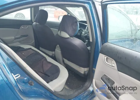 2013 Honda Civic Lx z USA, uszkodzony, nr VIN 2HGFB2F53DH587204